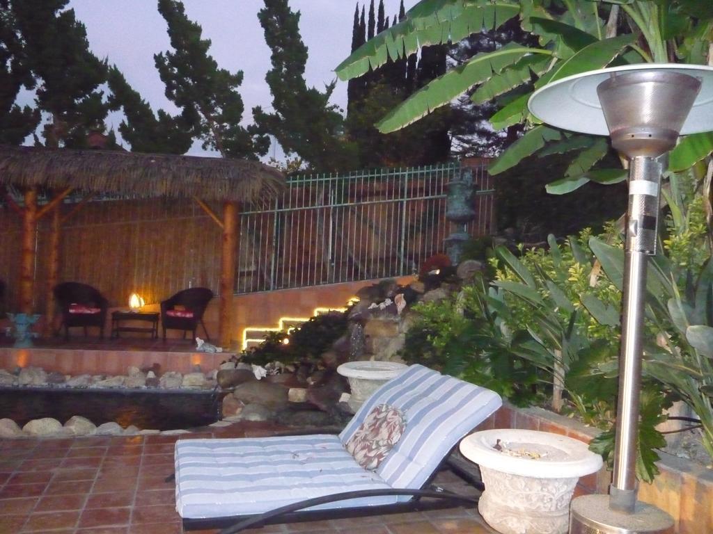 Pensión Woodland Hills Calabasas Guesthouses 3*