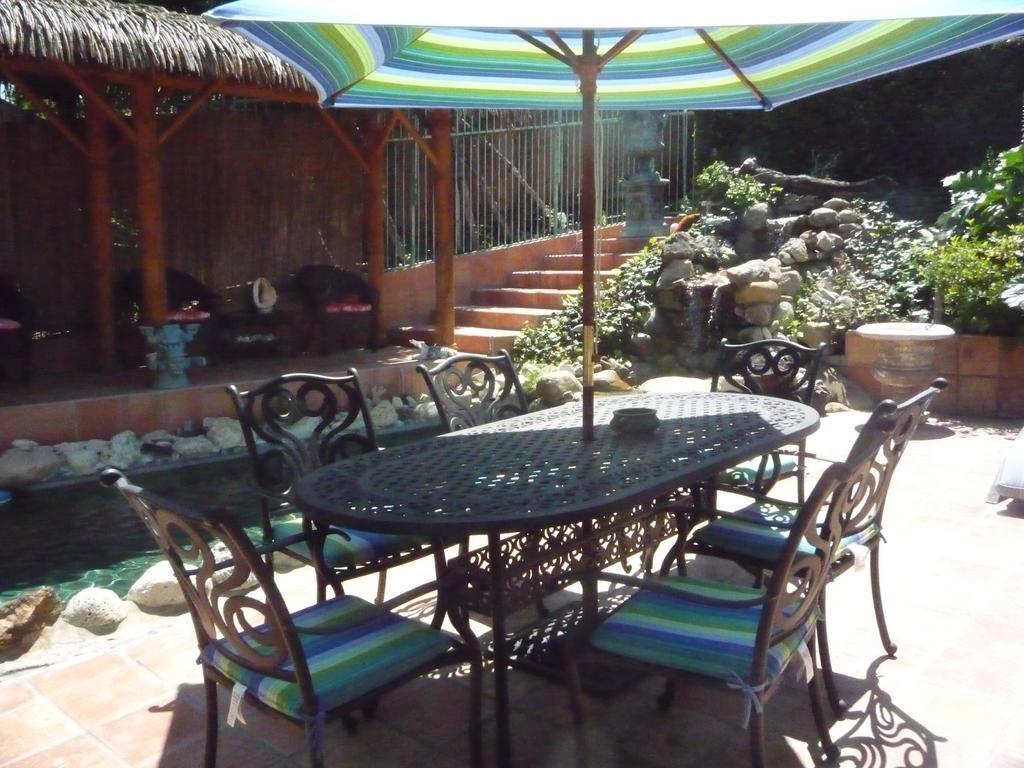 Pensión Woodland Hills Calabasas Guesthouses Los Ángeles